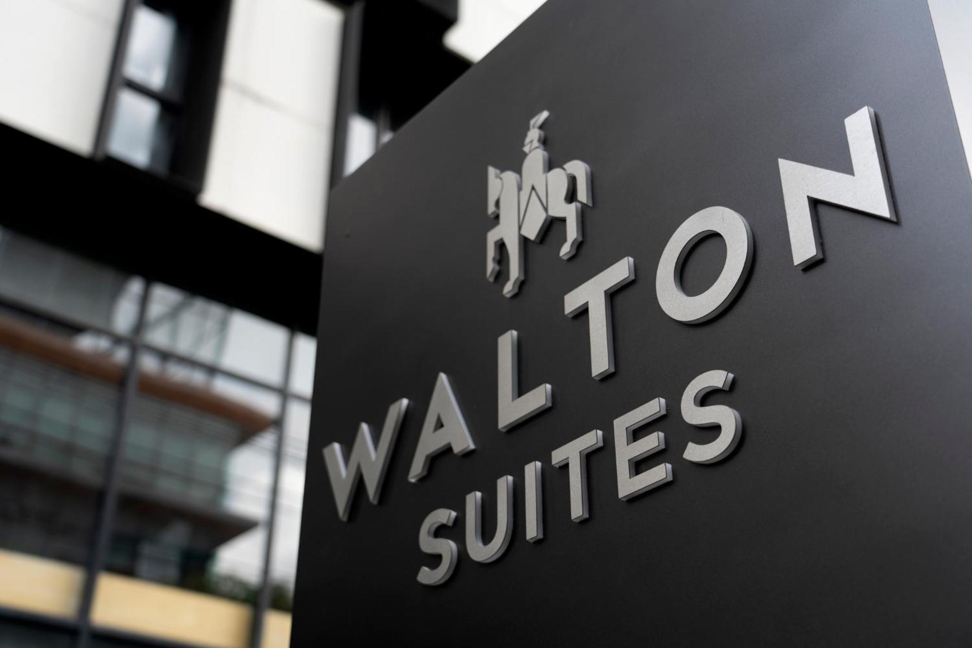 Walton Suites Sukhumvit Bangkok Exterior photo