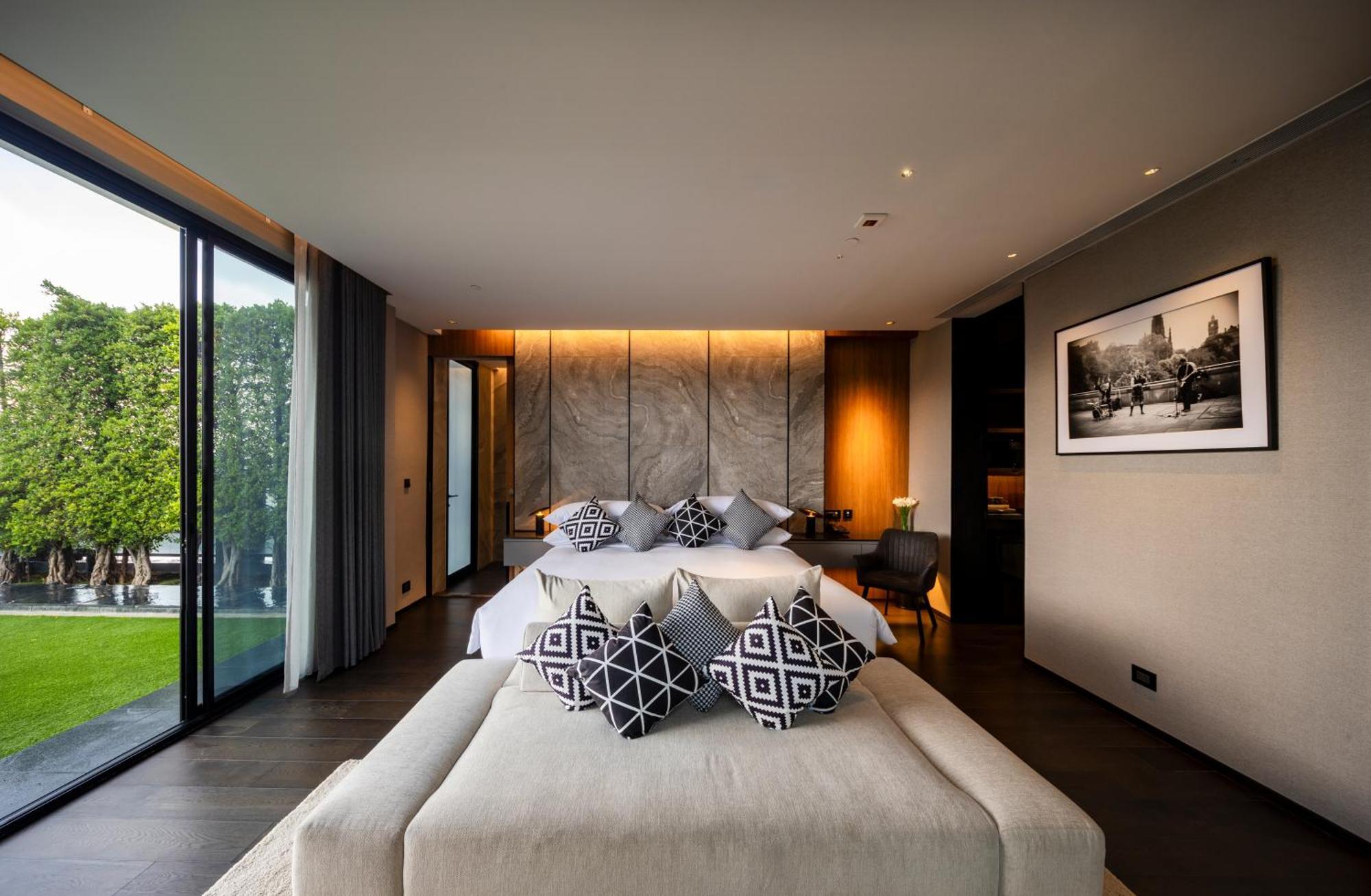 Walton Suites Sukhumvit Bangkok Exterior photo