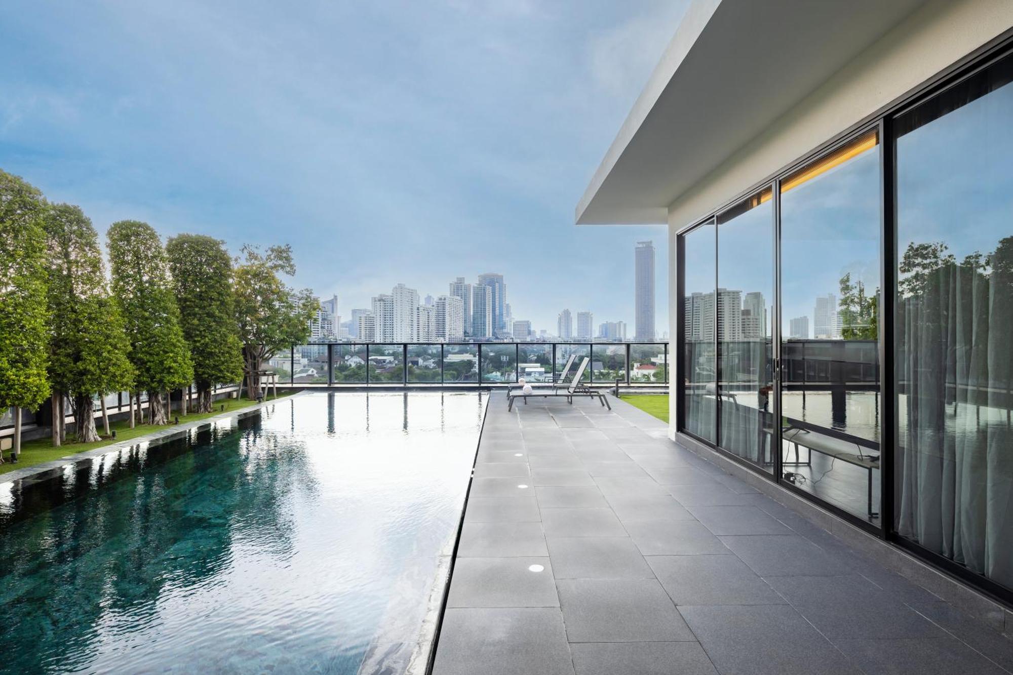 Walton Suites Sukhumvit Bangkok Exterior photo